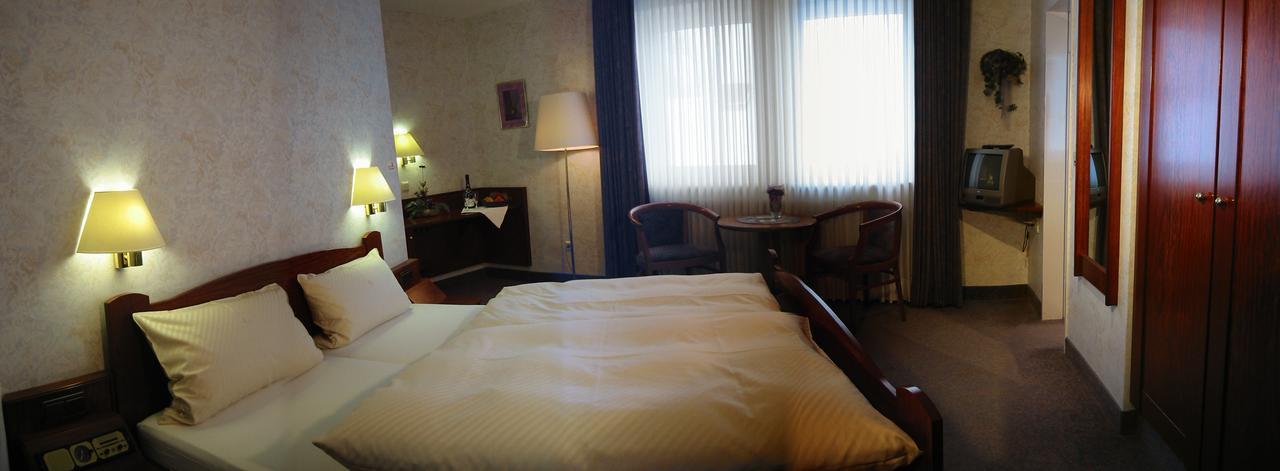 Landhotel Heiner Meyer Wahrenholz Экстерьер фото